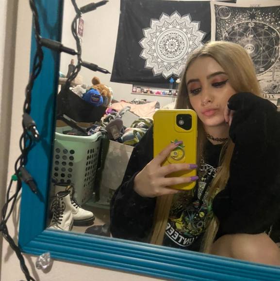 abigail_flower